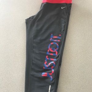 Nike Dri-fit cropped workout pants